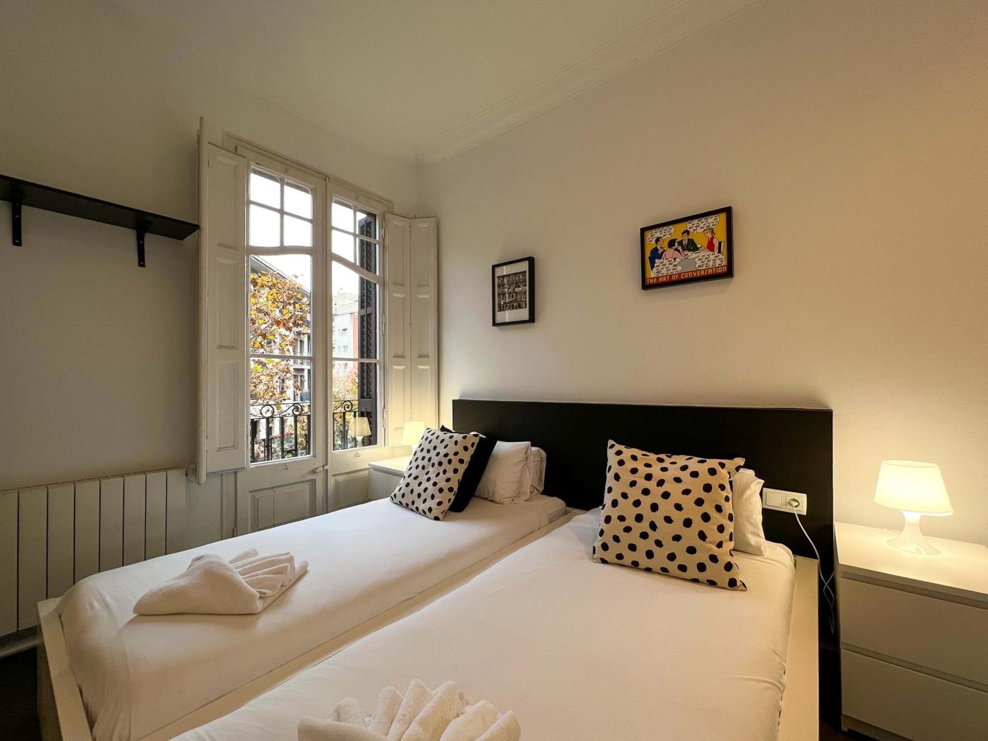 Stay Unique Apartments Cent Барселона Екстериор снимка